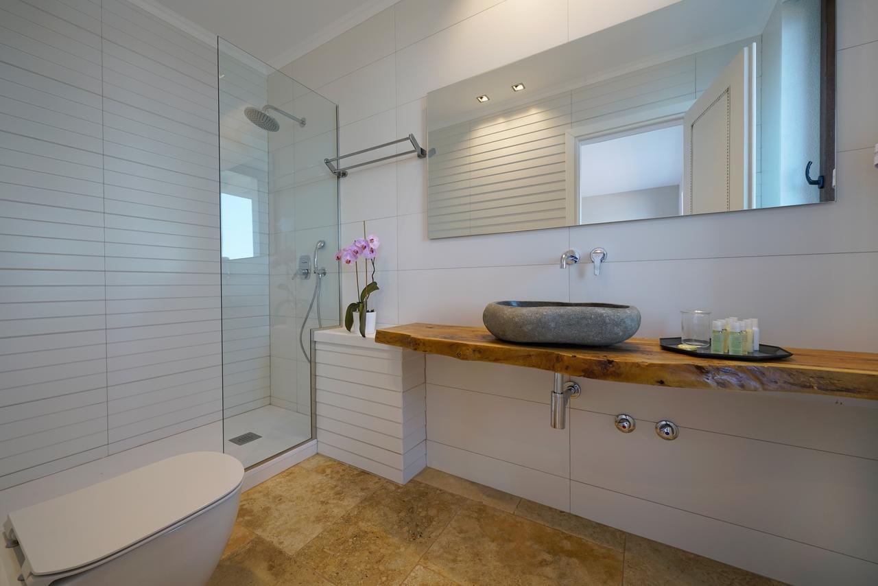 Agorastos Suites Kinira Eksteriør billede
