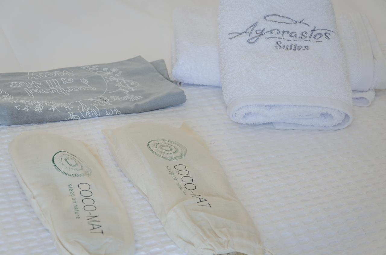 Agorastos Suites Kinira Eksteriør billede
