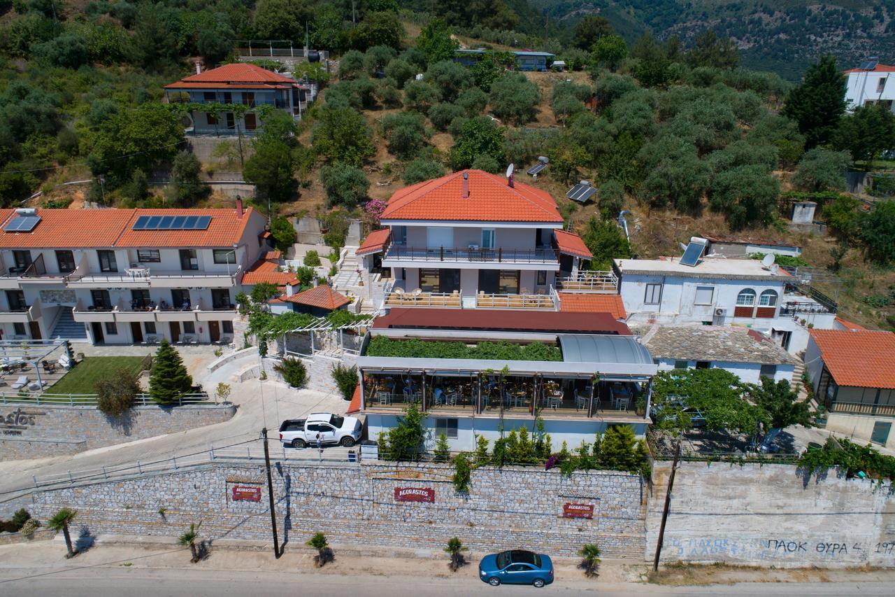 Agorastos Suites Kinira Eksteriør billede