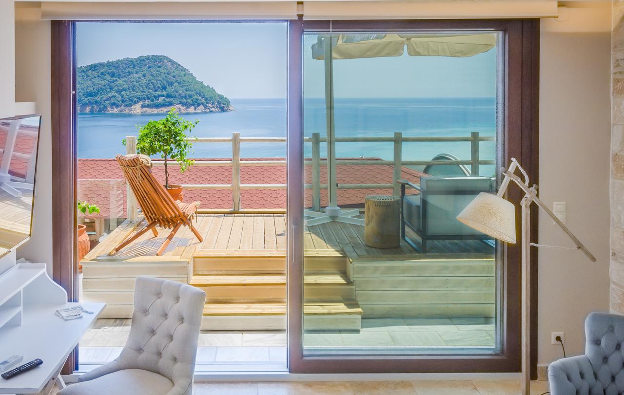 Agorastos Suites Kinira Eksteriør billede